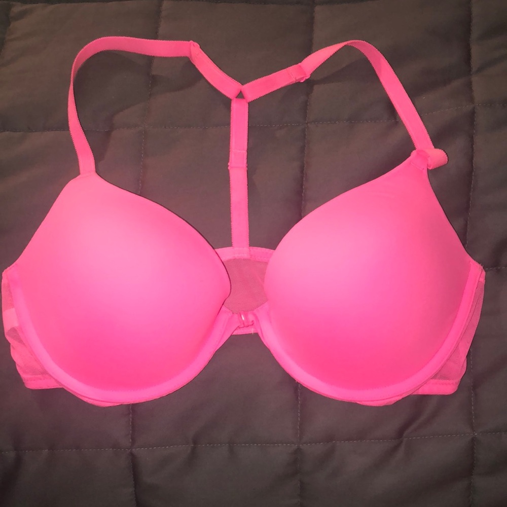 Super cute VS bra.